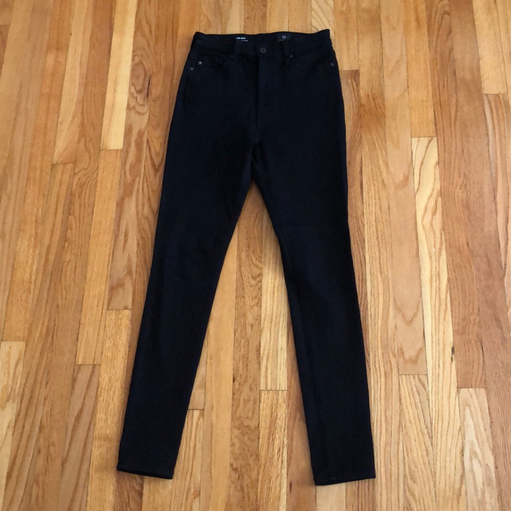 The Mila super high-rise black skinny jean